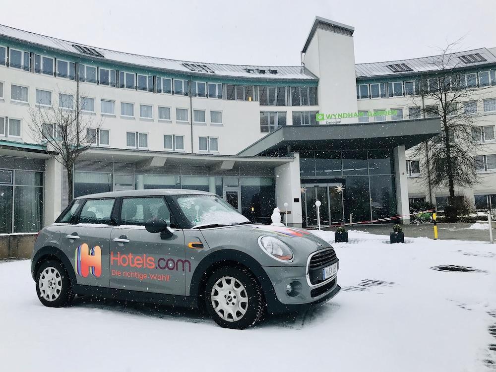 Ramada By Wyndham Dresden Hotel Luaran gambar