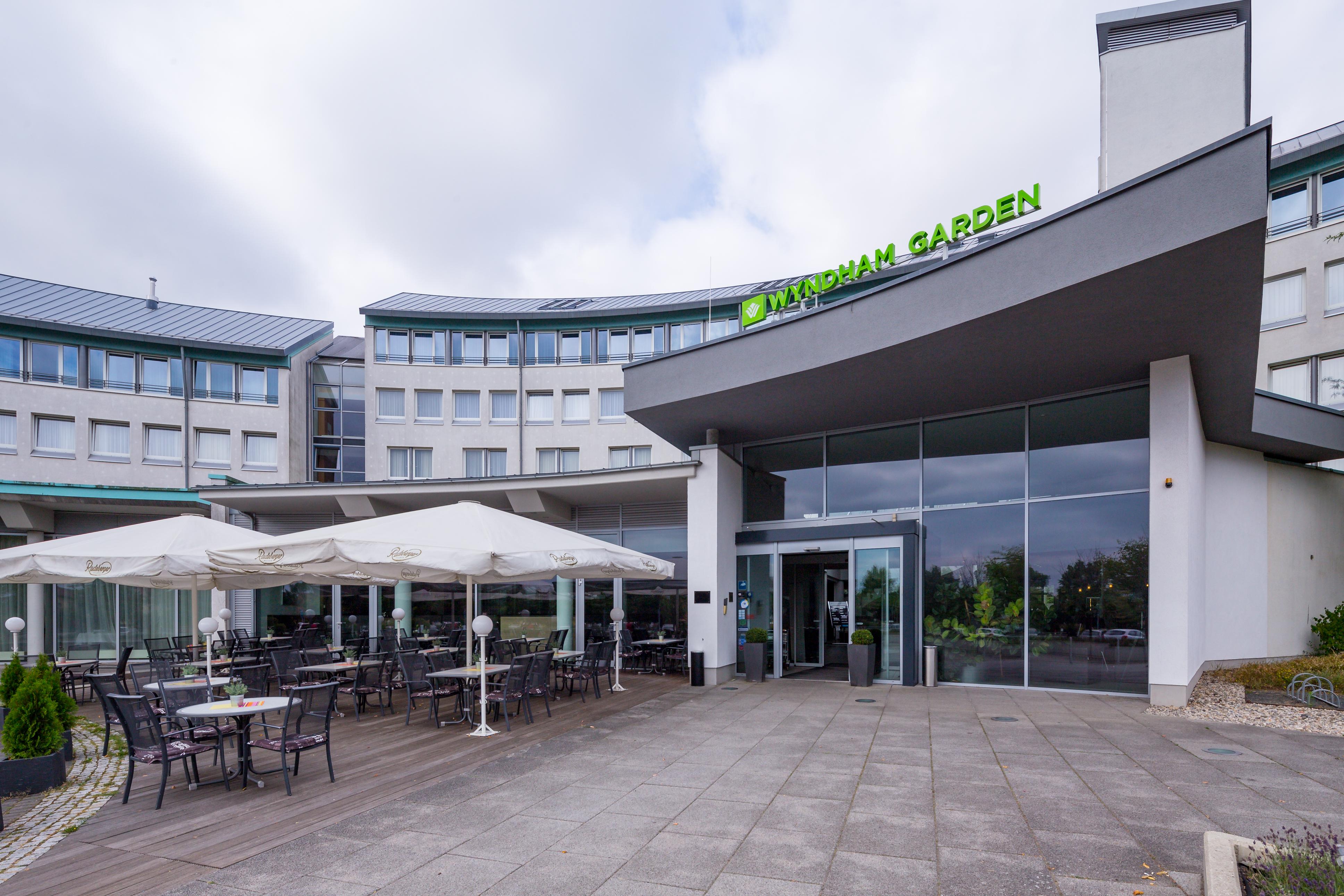 Ramada By Wyndham Dresden Hotel Luaran gambar