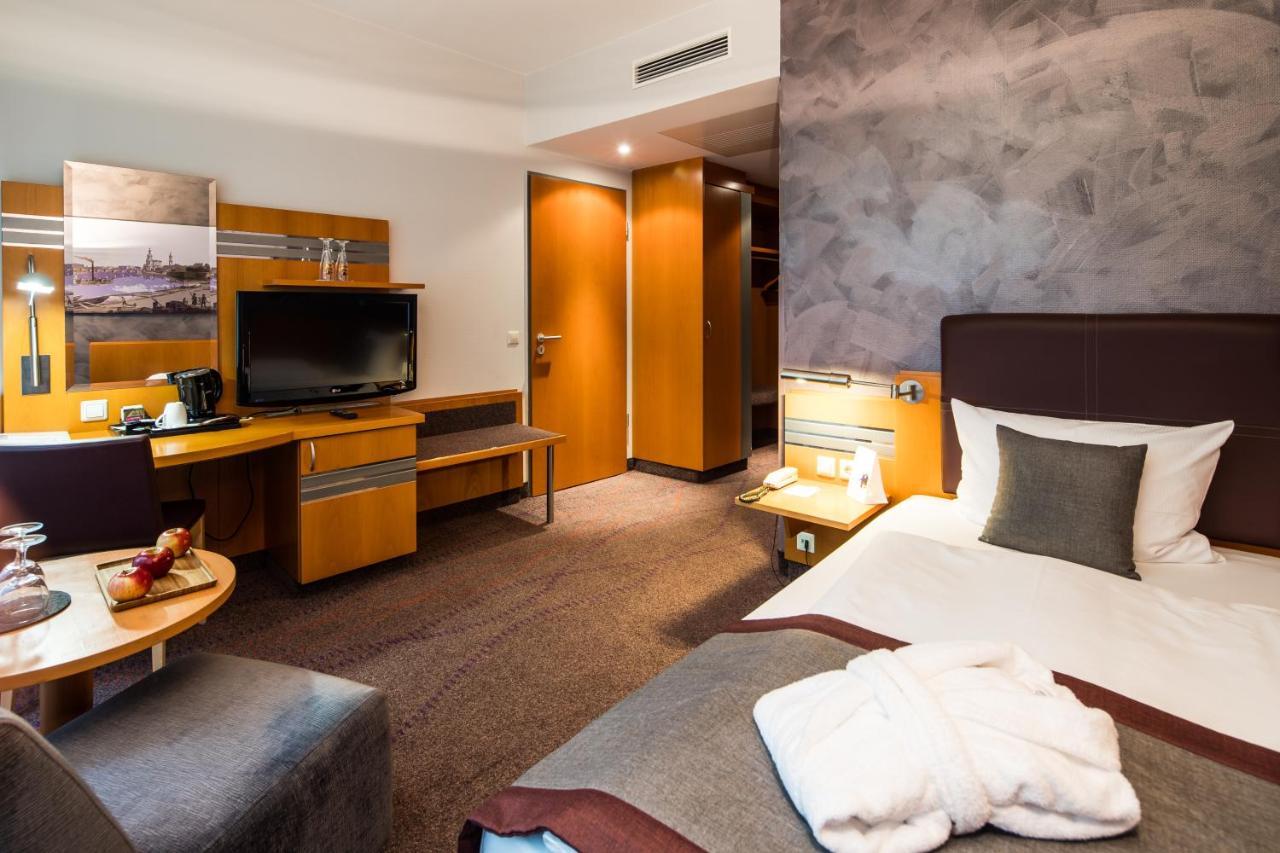 Ramada By Wyndham Dresden Hotel Luaran gambar